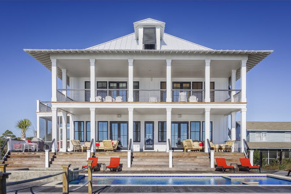 Luxury Homes: Exquisite Properties That Define Elegance